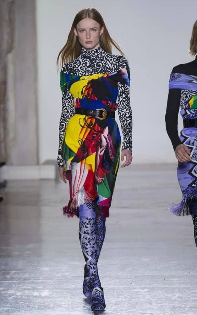 Костюмно-плательная Versace