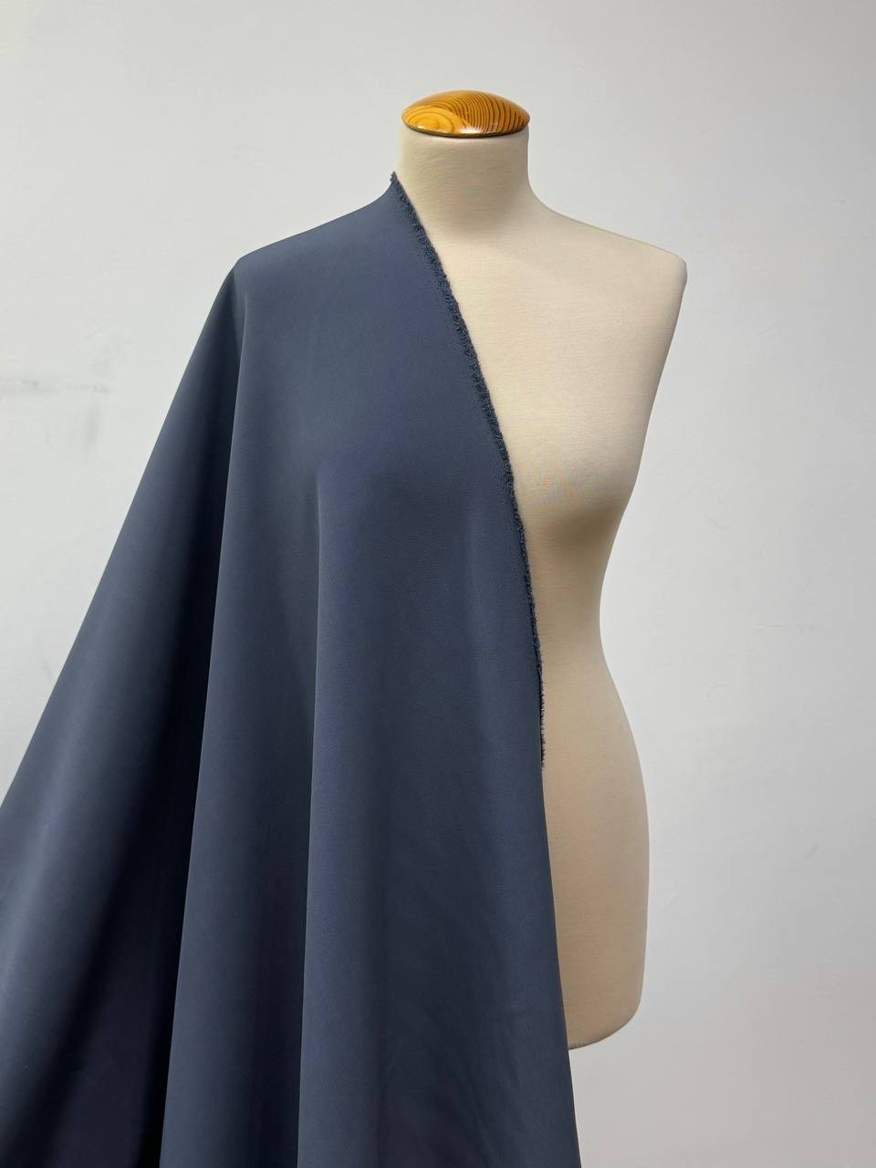 Костюмная Loro Piana