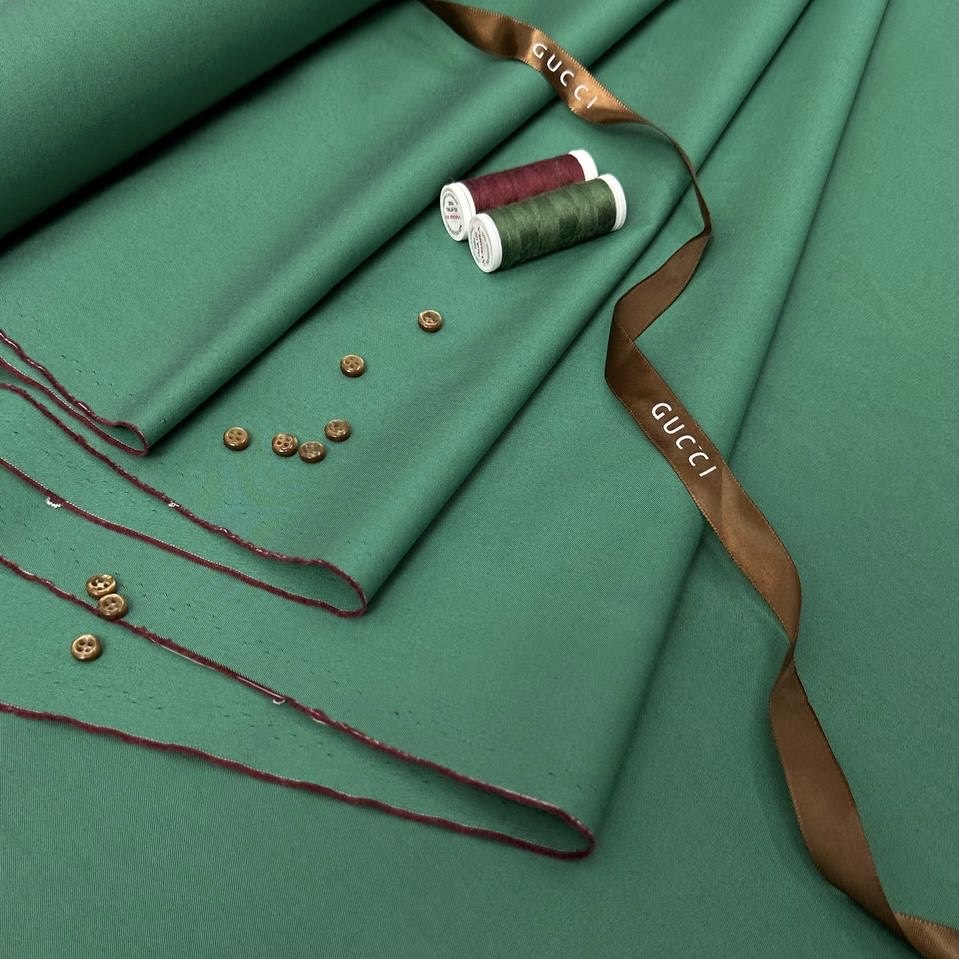 Плательно-рубашечная Гуччи , хлопок 77% вискоза 23% , шир 145