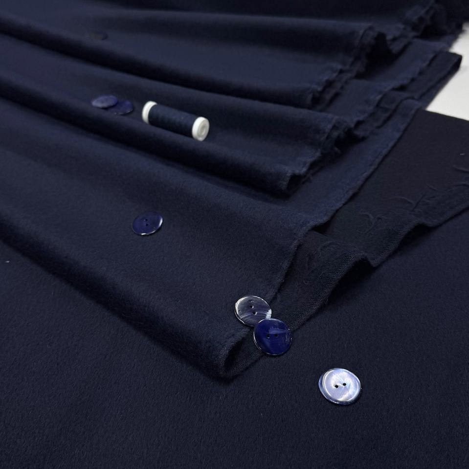 Пальтовая армани, шерсть альпака кашемир , шир 150