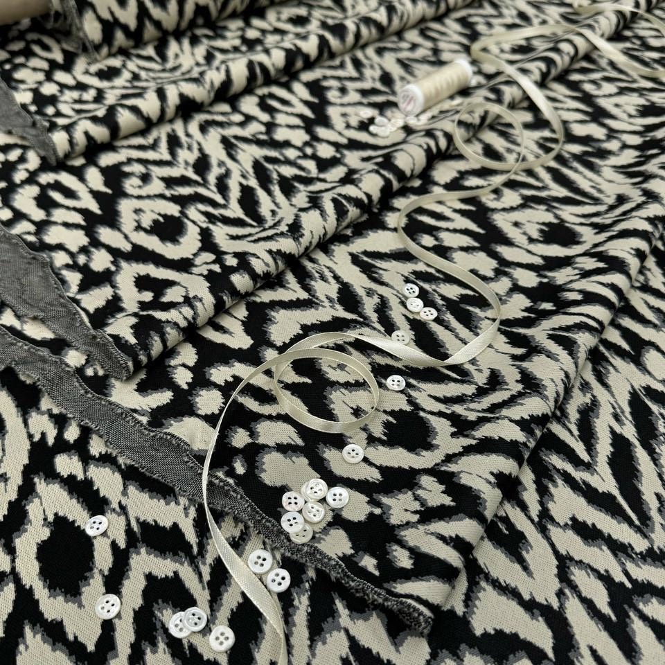 Трикотаж, п\а 91% вискоза 9%, шир 135 см