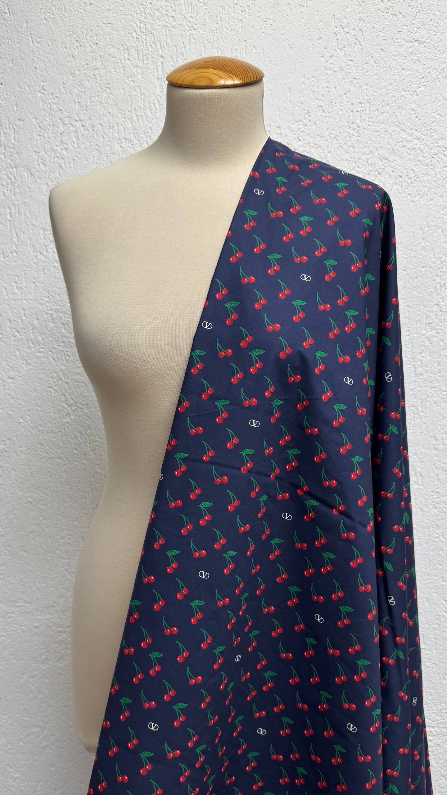 Плательная Valentino