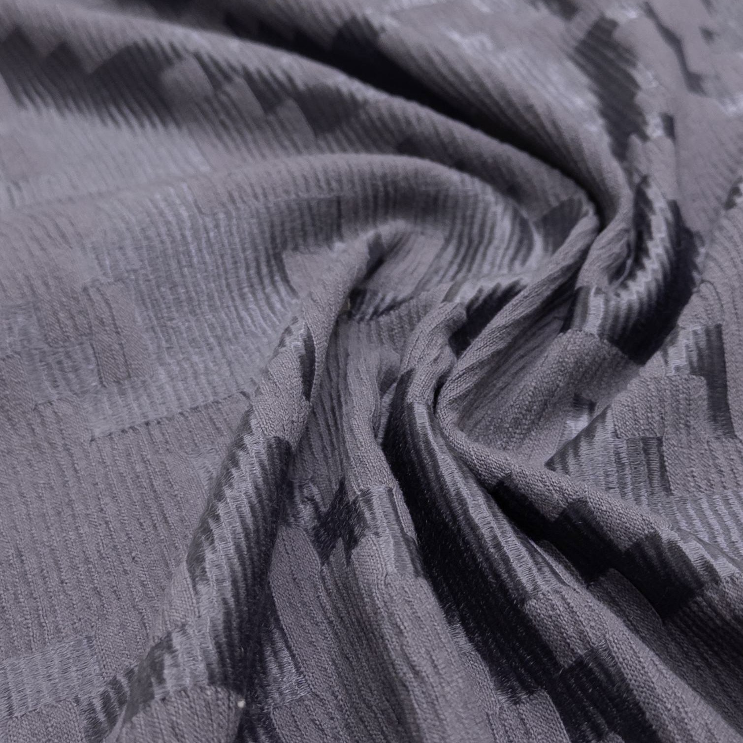 Жаккард черн. шёлк шерсть шир 150