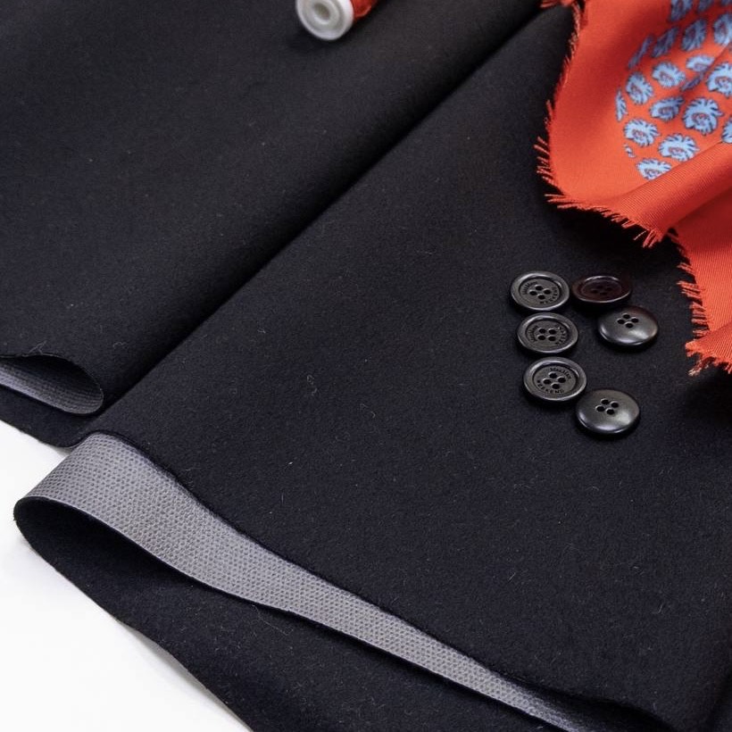 Пальтовая Loro Piana Storm System(черная)