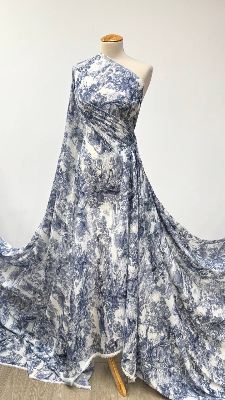 Плательная Dior