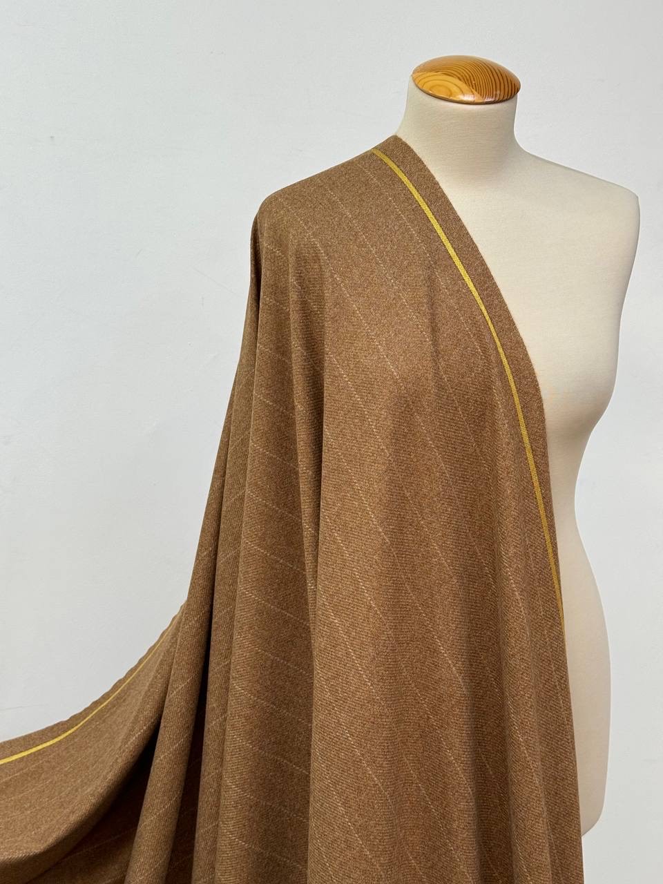 Костюмная Loro Piana