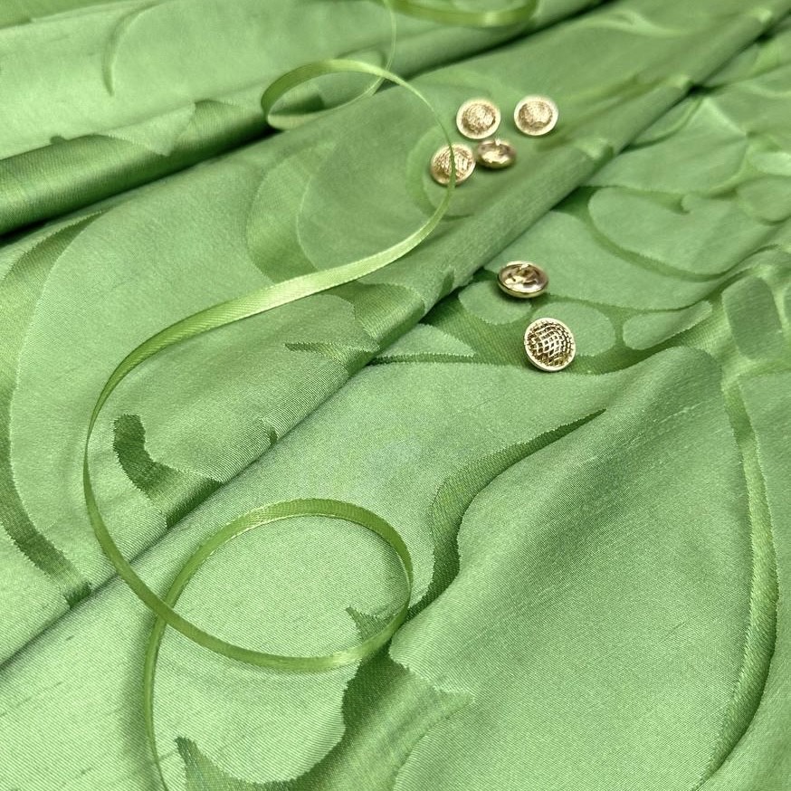 Жаккард, шелк 100%, ширина 140 см