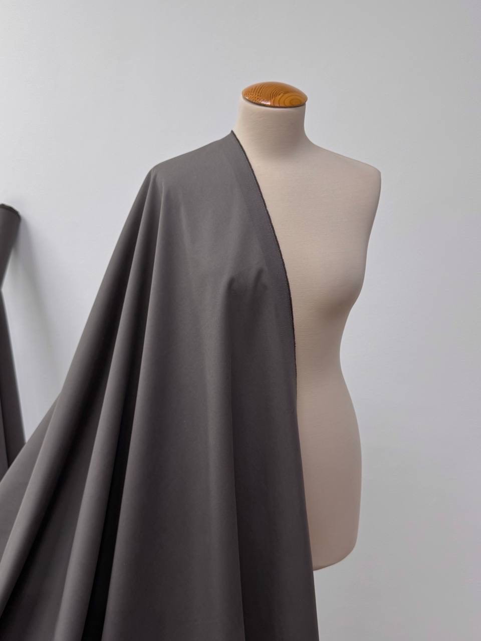 Тренчевая водоотталкивающая