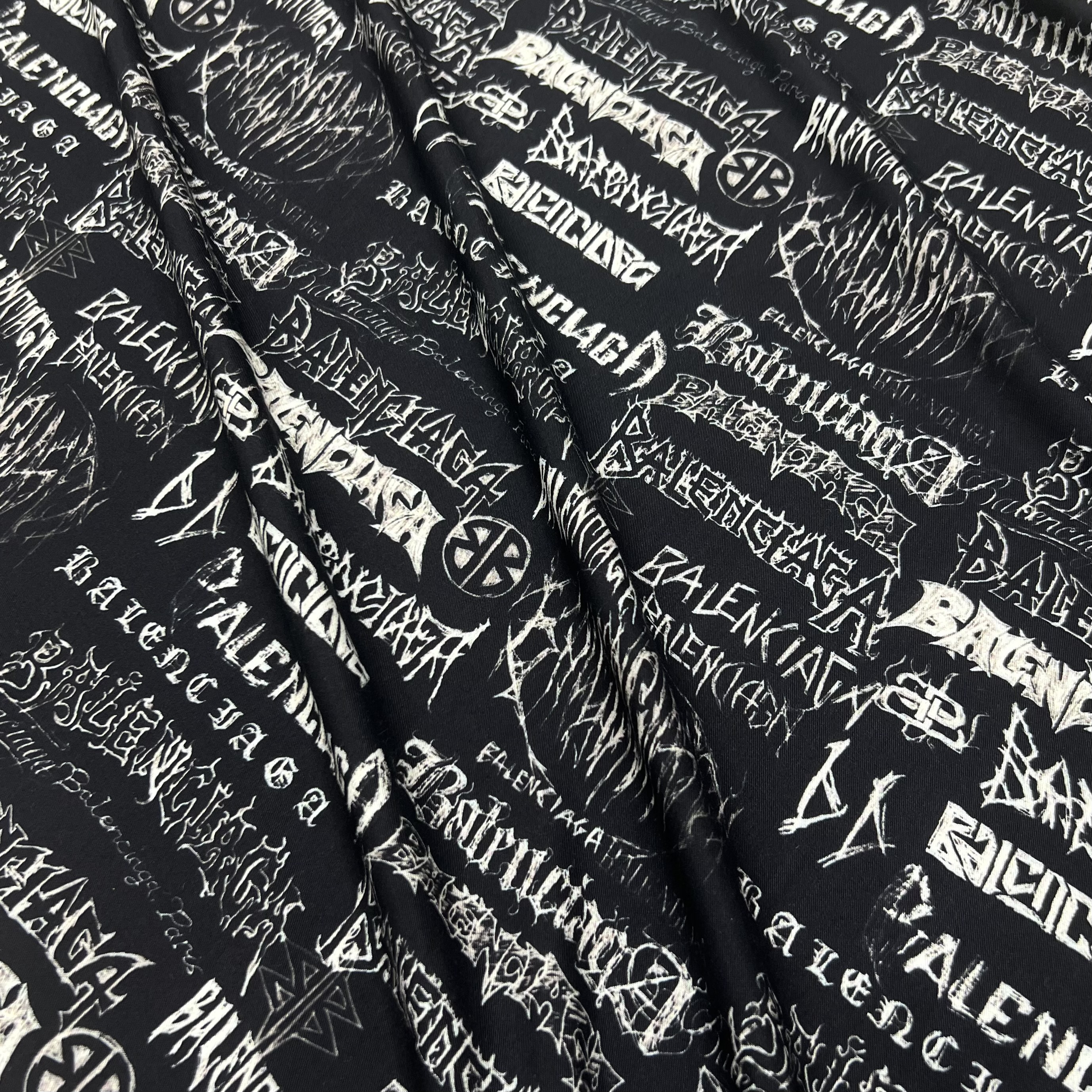 Плательная Balenciaga